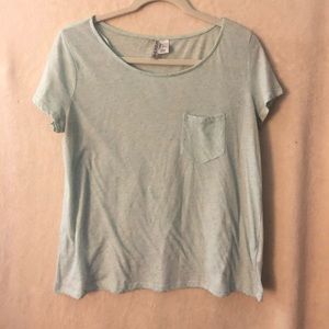 Lightweight tee